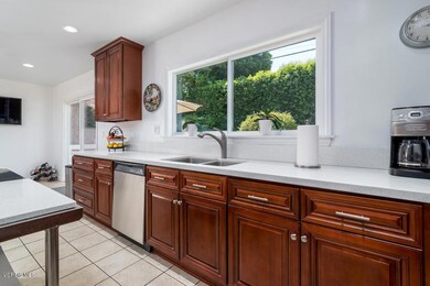 21836 Providencia St, Woodland Hills, CA 91364 - photo 4