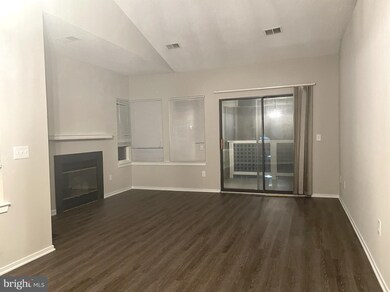 1506 Summerchase Ct, Reston, VA 20194 - photo 3