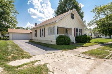 225 10th St, Lapel, IN 46051 - photo 2