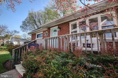 8438 Bay Dr, Pasadena, MD 21122 - photo 2