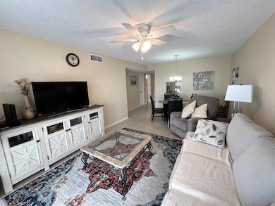 330 NE 26th Ave unit 4060, Boynton Beach, FL 33435 - photo 5