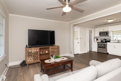 006_Living Room