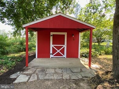 22 Maple Ave, Boyertown, PA 19512 - photo 4