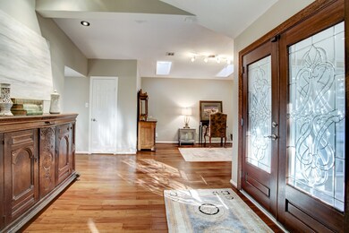 10118 Holly Springs, Houston, TX 77042 - photo 3