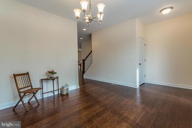 614 Lakeview Pkwy, Locust Grove, VA 22508 - photo 5