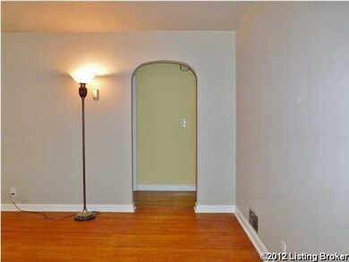 7804 Vaughn Mill Rd, Louisville, KY 40228 - photo 3