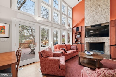 2218 Wakerobin Ln, Reston, VA 20191 - photo 7