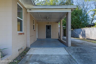 4626 Burgundy Rd N, Jacksonville, FL 32210 - photo 4