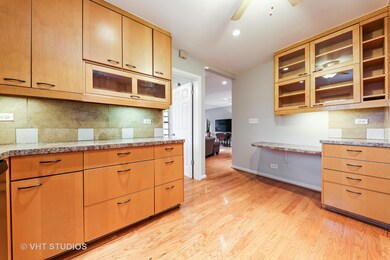 104 S Poplar Ave, Elmhurst, IL 60126 - photo 6