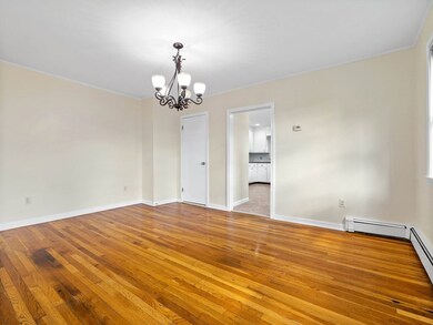 7 Lexington St, Watertown, MA 02472 - photo 5