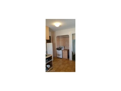 Another view of the adorable kitchen!