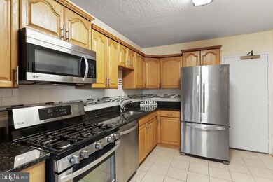 Skyline Plaza unit 916S, Baileys Crossroads, VA 22041 - photo 5