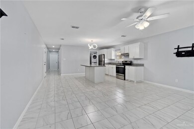 524 E Villegas Ave, Pharr, TX 78577 - photo 5