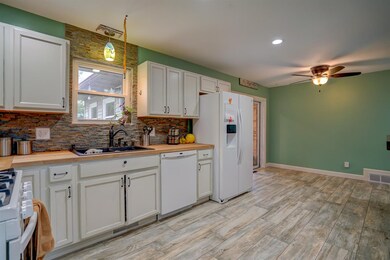 108 Shoo St, Brooklyn, WI 53521 - photo 6