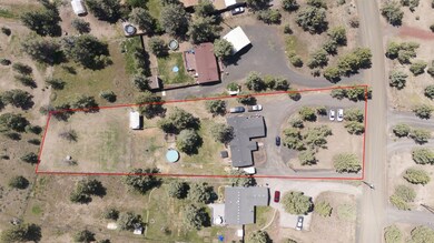 2-web-or-mls-8223 SW Crater Loop Rd, Ter