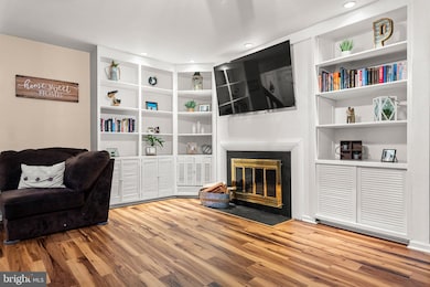 2201 Aspen Cir, Springfield, PA 19064 - photo 3