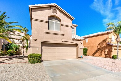 2112 E Nighthawk Way-3
