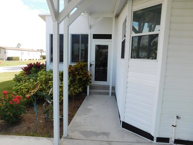Entrance to front lanai