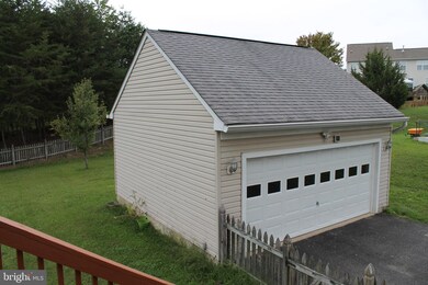 11214 Englewood Ct, Fredericksburg, VA 22407 - photo 2