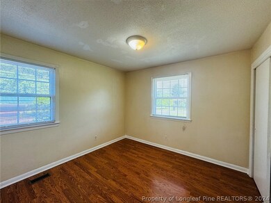 7543 Telfair Dr, Fayetteville, NC 28303 - photo 5