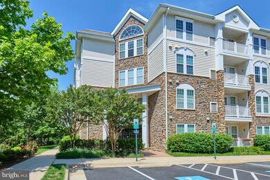 24701 Byrne Meadow Square unit 404, Aldie, VA 20105 - photo 2