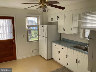 1432 Kent Cir, Winchester, VA 22601 - photo 7