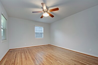 5405 Viking Dr, Houston, TX 77092 - photo 7