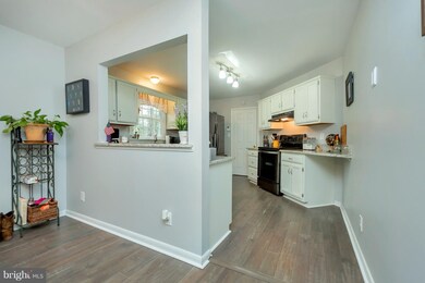 602 Southampton Dr, Ruther Glen, VA 22546 - photo 5