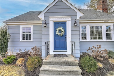 208 Waseca Ave, Barrington, RI 02806 - photo 4