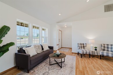 9519 184th Ave SW, Rochester, WA 98579 - photo 5