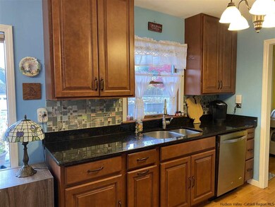 1 Linda Ann Dr, Wallkill, NY 12589 - photo 4