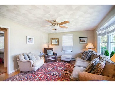 53 Cove St, Riverside, RI 02915 - photo 4