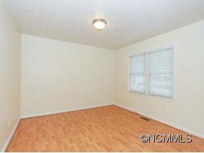 7 Brookshire Extension, Asheville, NC 28803 - photo 2