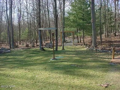 62 Moonbeam Cir, Hawley, PA 18428 - photo 6