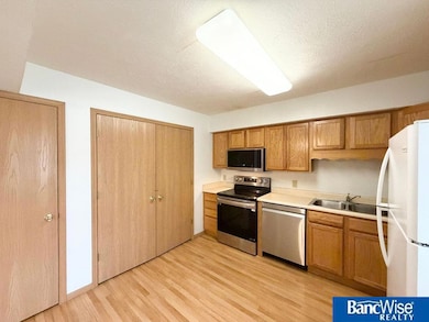 3105 N 70th St unit 4, Lincoln, NE 68507 - photo 5