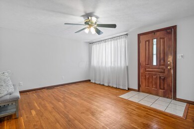 5990 Chesterton Square E_MLS_05
