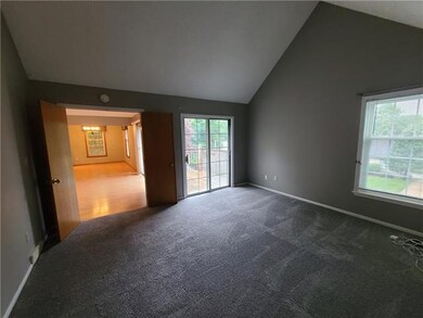 1301 NW Village Dr unit C, Blue Springs, MO 64015 - photo 4