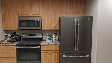 705 W Queen Creek 6