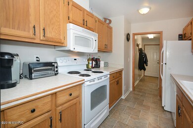 4302 S 5th St, Kalamazoo, MI 49009 - photo 4