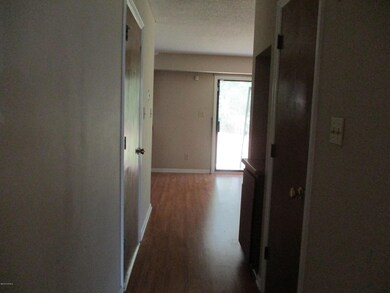 112 Brenda Dr, Jacksonville, NC 28546 - photo 7