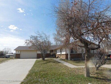 586 Ranney St, Craig, CO 81625 - photo 2