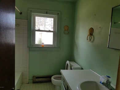 2536 Jones St, Winterville, NC 28590 - photo 4