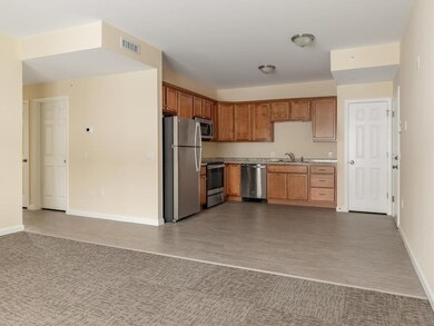 73 N Common St unit 7, Lynn, MA 01902 - photo 5
