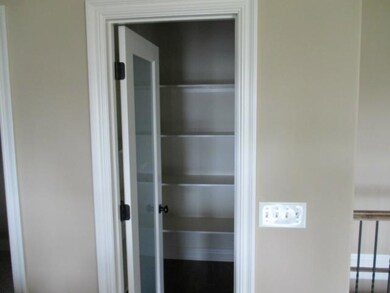 313 Crestview Ct, Raymore, MO 64083 - photo 6