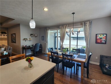 Dining/Kitchen