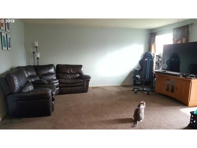 771 NW Yamhill St, Sheridan, OR 97378 - photo 2