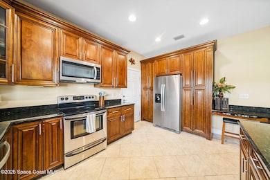 27-web-or-mls-131-harding-ave