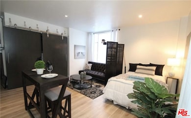 The Lafayette unit 343, Long Beach, CA 90802 - photo 4