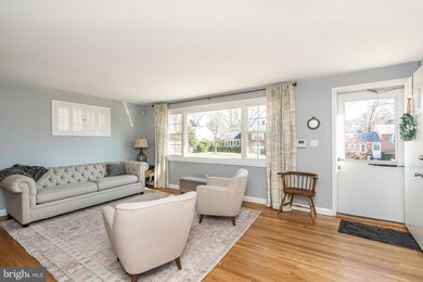 2020 Rollingwood Rd, Catonsville, MD 21228 - photo 4