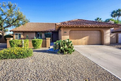 002_Beautiful Curb Appeal